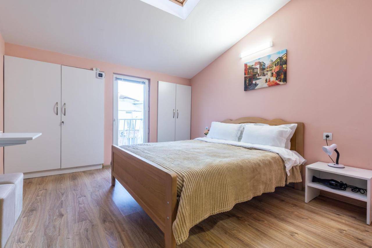 Hb Apartments Laghidze ティビリシ エクステリア 写真