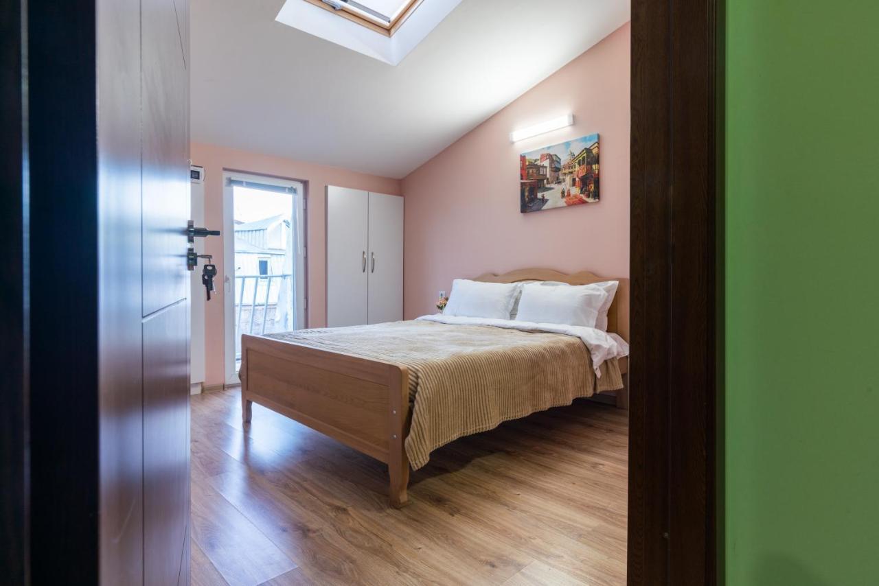Hb Apartments Laghidze ティビリシ エクステリア 写真